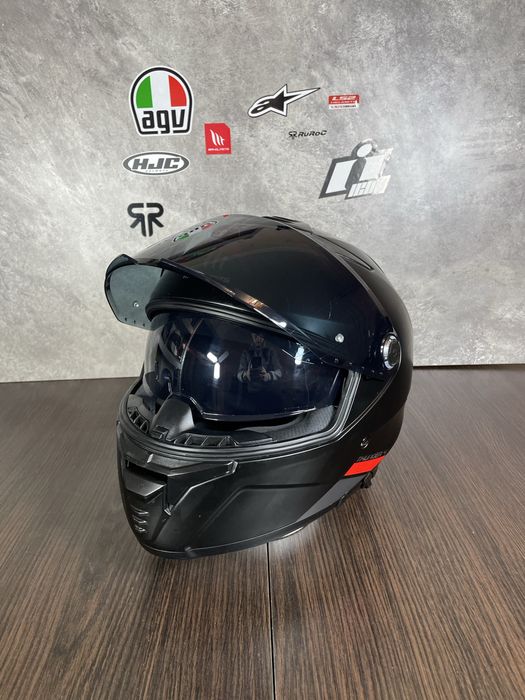 Мотошолом MT Thunder 4 (Ls2 Agv Hjc Icon Scorpion Shoei Shark)