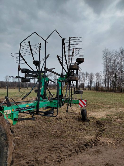 Zgrabiarka dwukaruzelowa