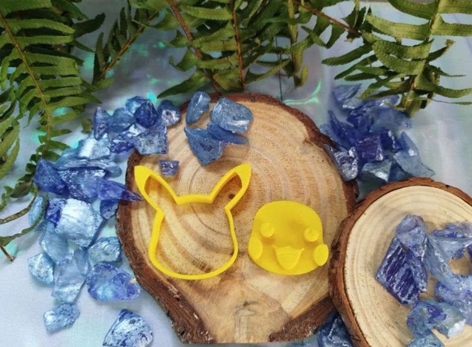 Cortadores de bolacha pokemon pikachu- novo