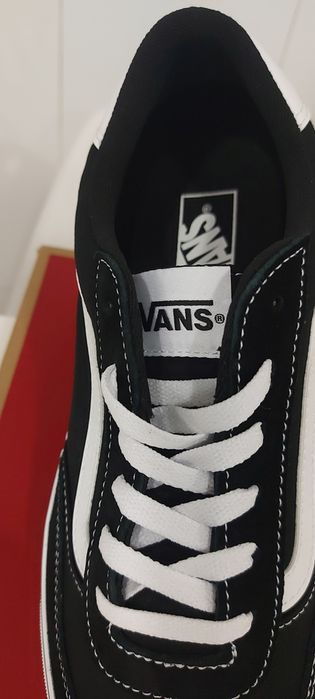 Sapatilhas Vans novas e em caixa