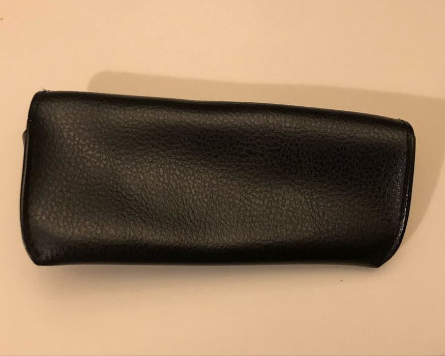 Ray Ban czarne małe etui na okulary