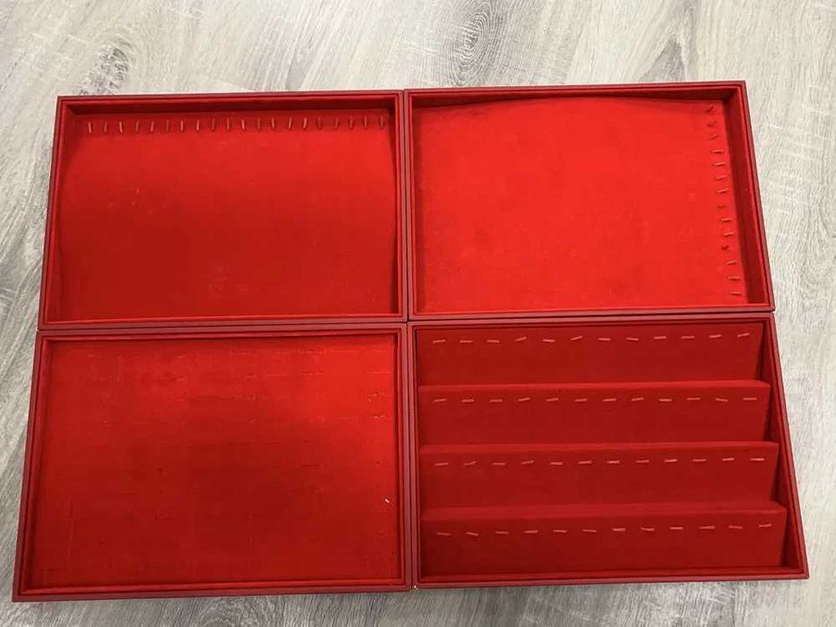 OKAZJA 70szt Ekspozytory czerwone jubilerskie welur PAKA na biżuterię