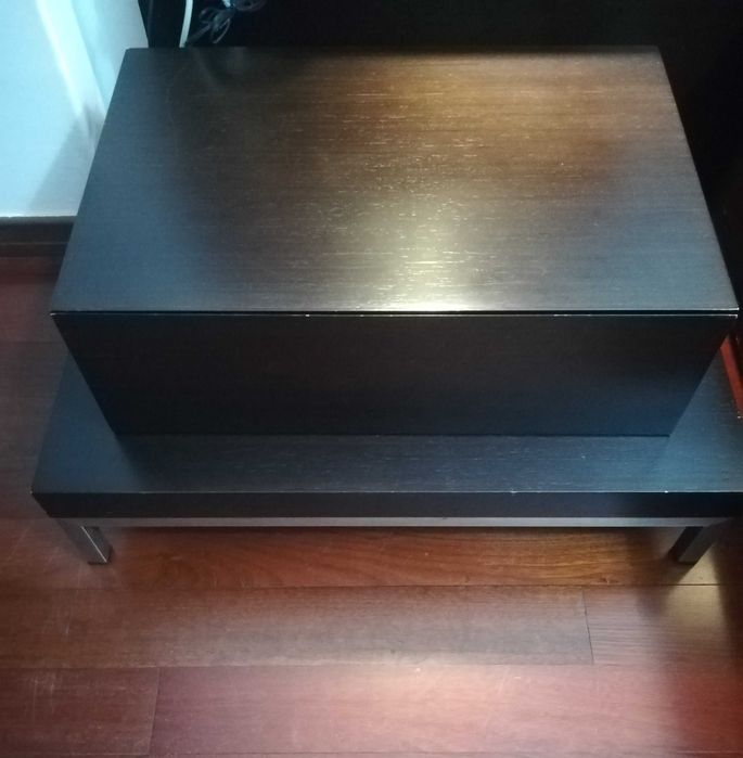 Móvel baixo de cabeceira