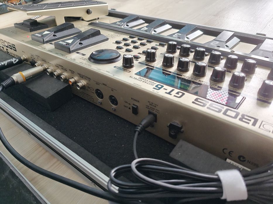 BOSS GT-6 マルチエフェクター BOSS GT-6っていいマルチエフェクターだったよね