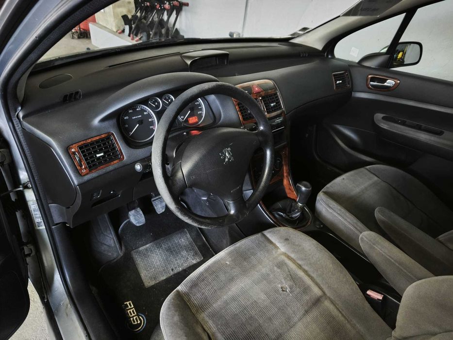 PEUGEOT 307 1.4L 5P FINANCIAMENTO POSSIVEL