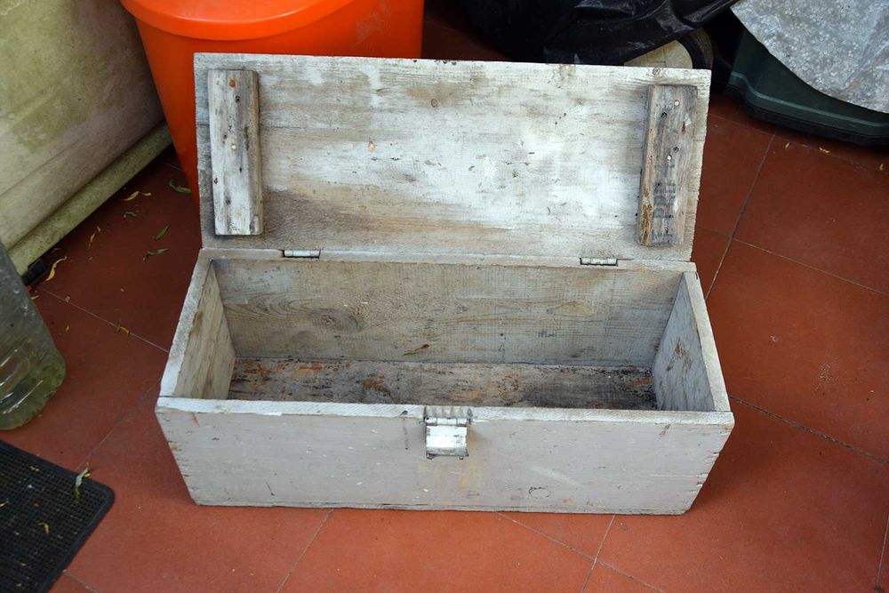 Caixa de Ferramentas antiga em madeira
