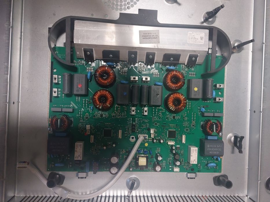 Płyta główna do płyty indukcyjnej Beko HII64401MTX