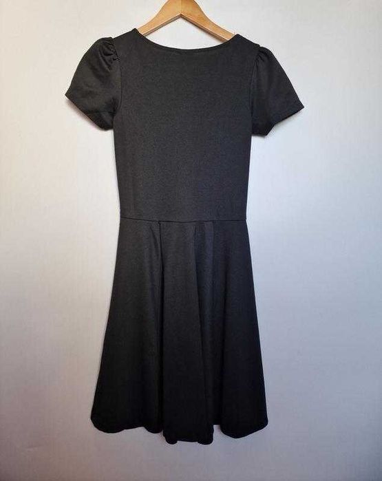 Черное женское платье avon клеш миди короткий рукав