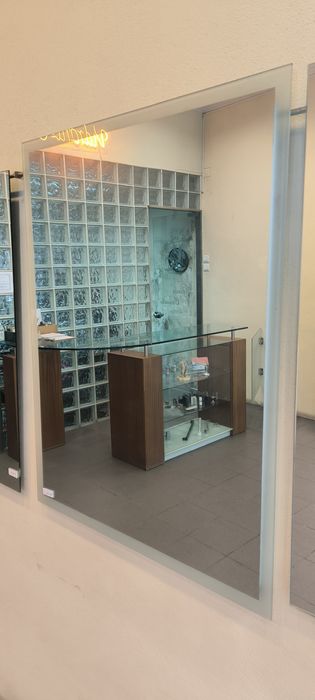 Espelhos de casa de banho