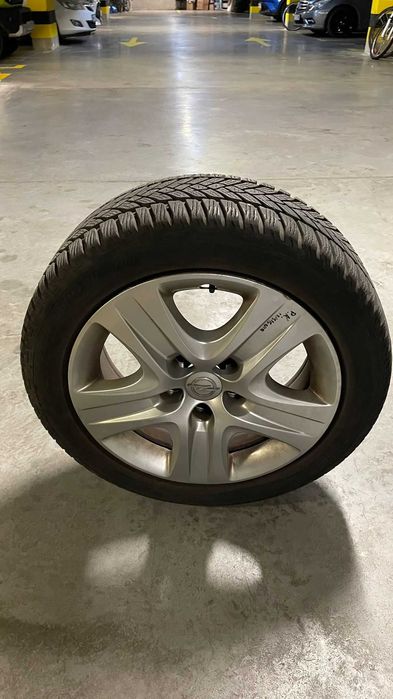 Opel Insignia Felgi 17 z oponami  225/50 R17 98H FULDA  Zimowe KOMPLET