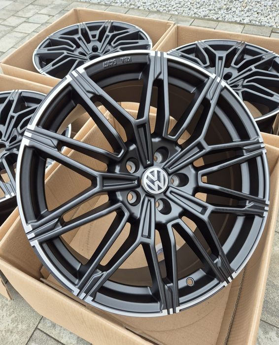 #B3 Alufelgi R19 5x112 VW Arteon CC Golf Passat Tiguan Touareg e-Golf Phanteon TPMS