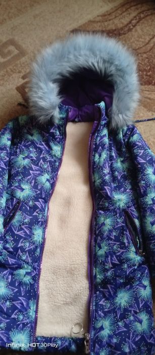 Зимняя куртка/пальто для девочки