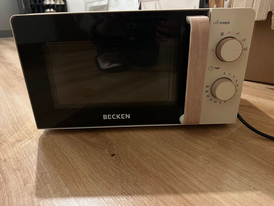 Microondas Becken