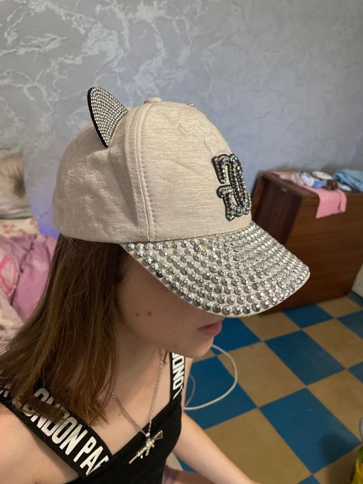 Крута кепка для дівчаток