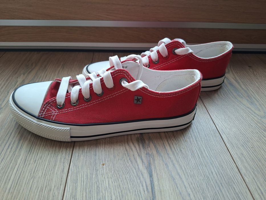 Czerwone trampki Big Star