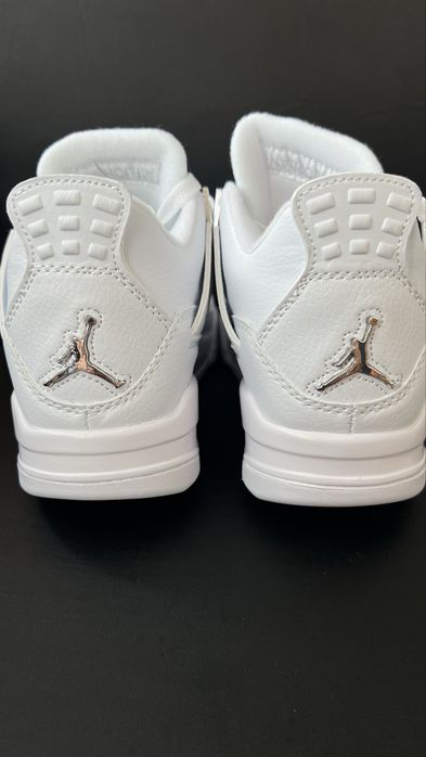 Jordan 4 retro