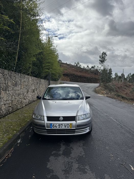 Fiat Stilo (muito estimado)