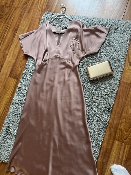 Sukienka szampanski rozowy