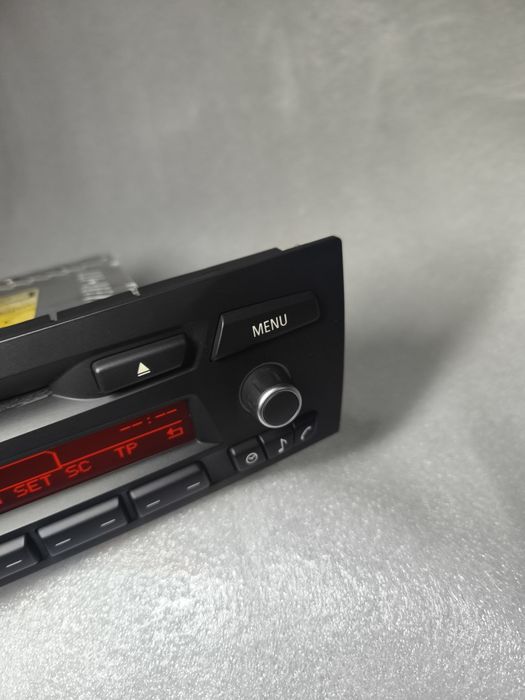 Rádio BMW Professional CD73 c/ USB