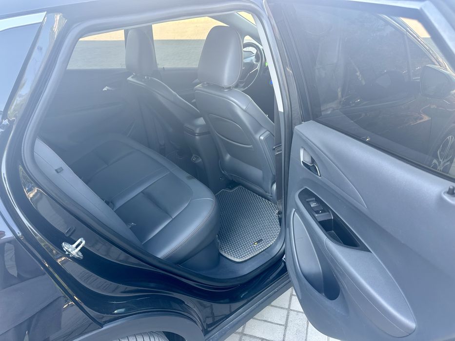 Chevrolet bolt ev 2018 premier