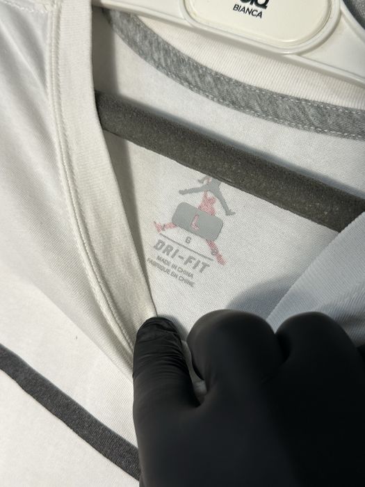 Футболка Jordan з великим лого