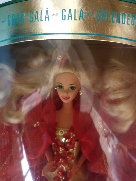 Barbie Happy Holidays 1994 Mattel #10824 Special Edition