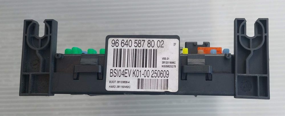 BSI 04 - Peugeot / Citroen - 966405878002