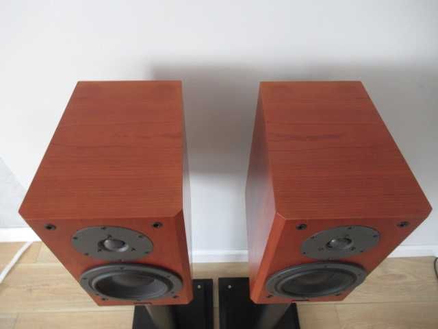 Dynaudio Focus 140 F140 Oberon 中古品 Dynaudio Focus 140 F140