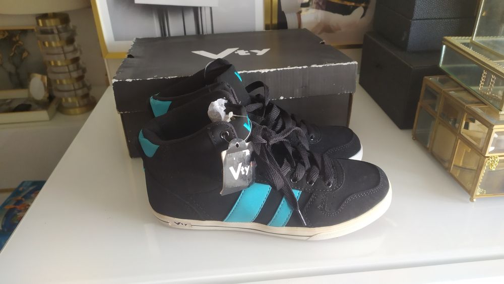 Tênis novos VTY tamanho 36