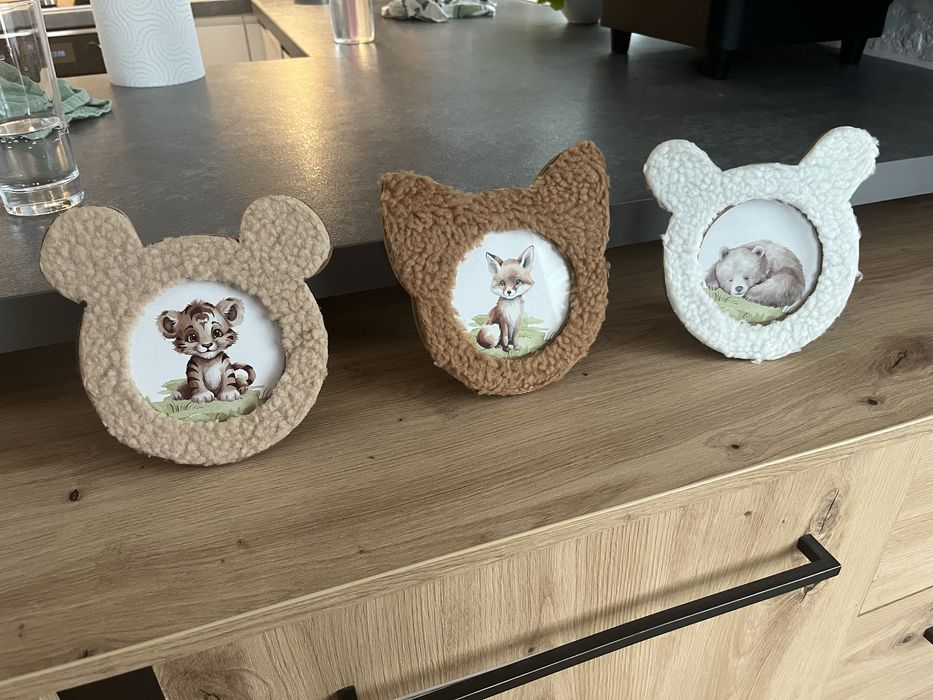 Pluszowe ramki do pokoju dzieciecego :)