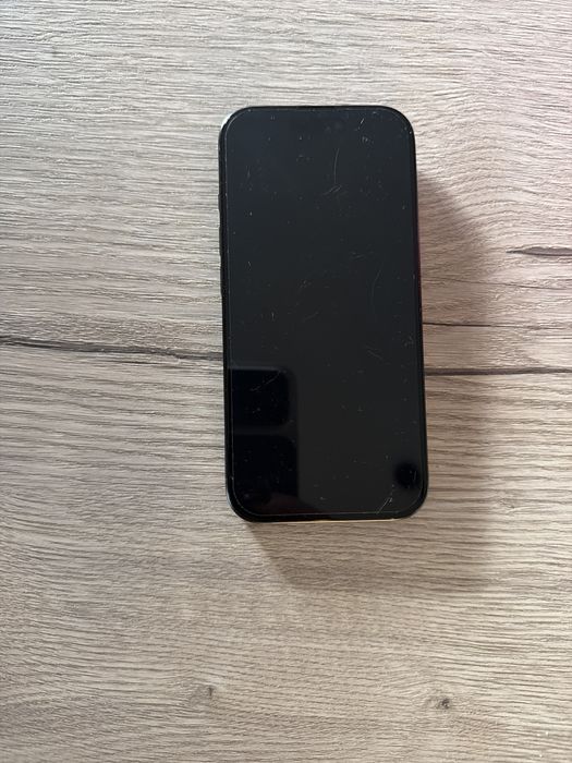 iPhone 16 Pro, kolor czarny + case