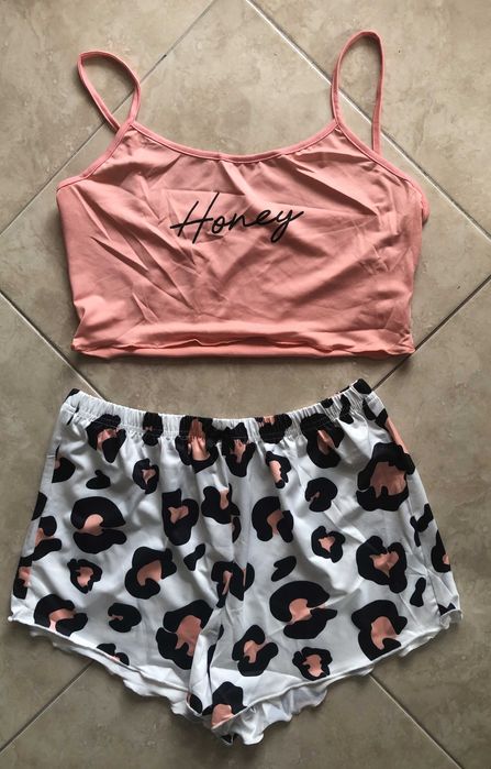Conjunto de pijama novo 38