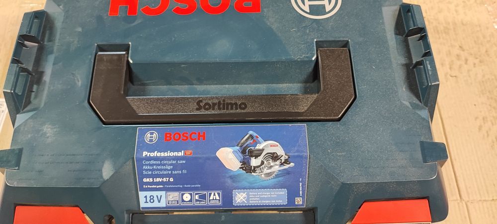 Serra circular Bosch gks 18v-57g ( 2* baterias 4ah)