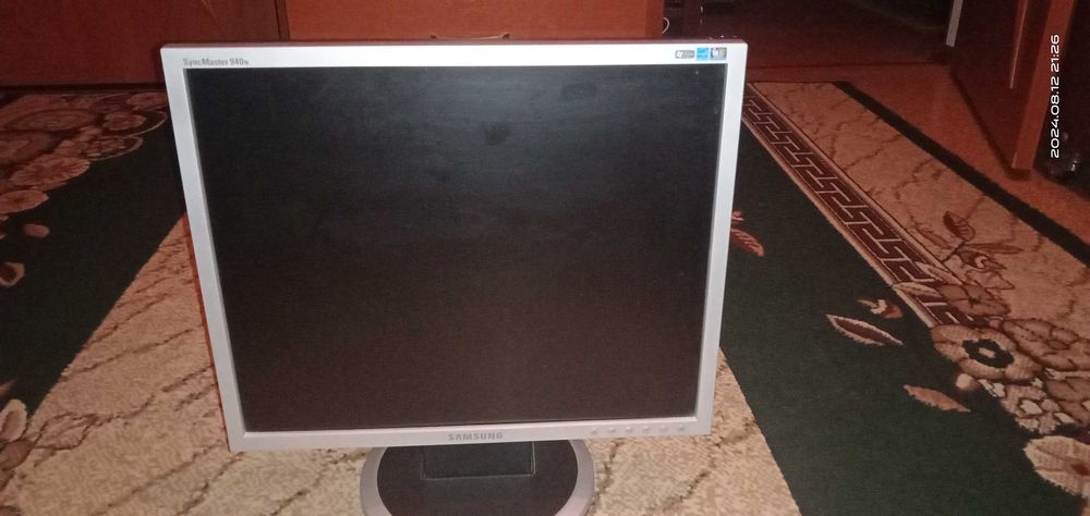 Монітор Samsung SyncMaster 940N системний блок