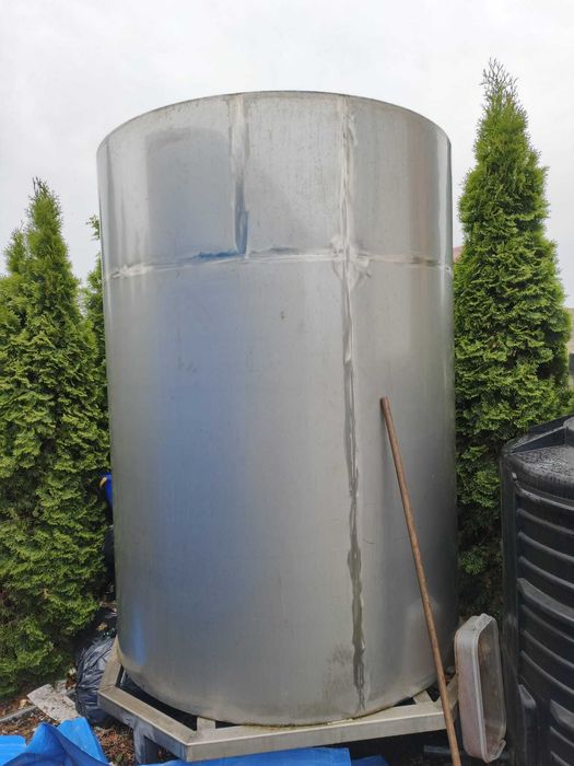 Zbiorniki ze stali kwasoodpornej