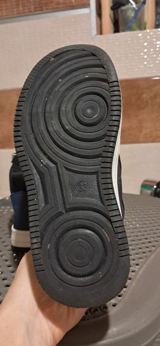 Зимові кросівки хайтопи 33 розміру