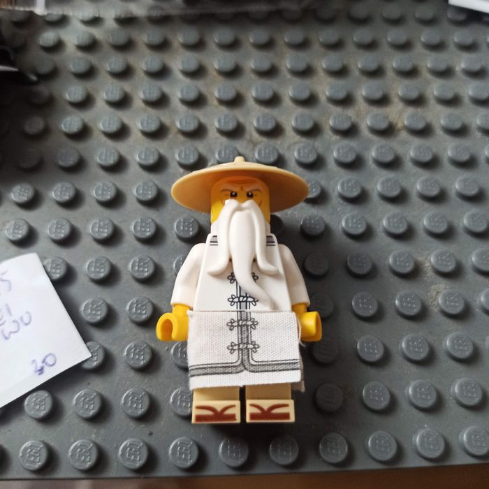 Lego figurka ninjago Sensei Wu njo315