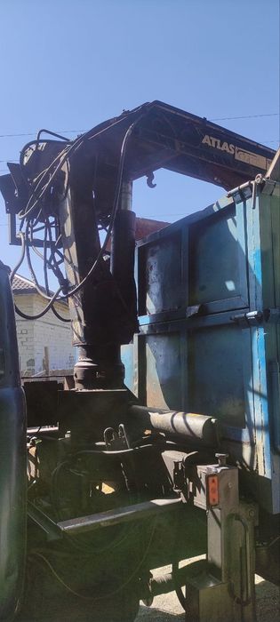ЗІЛ 133 Гия Маніпулятор Атлас