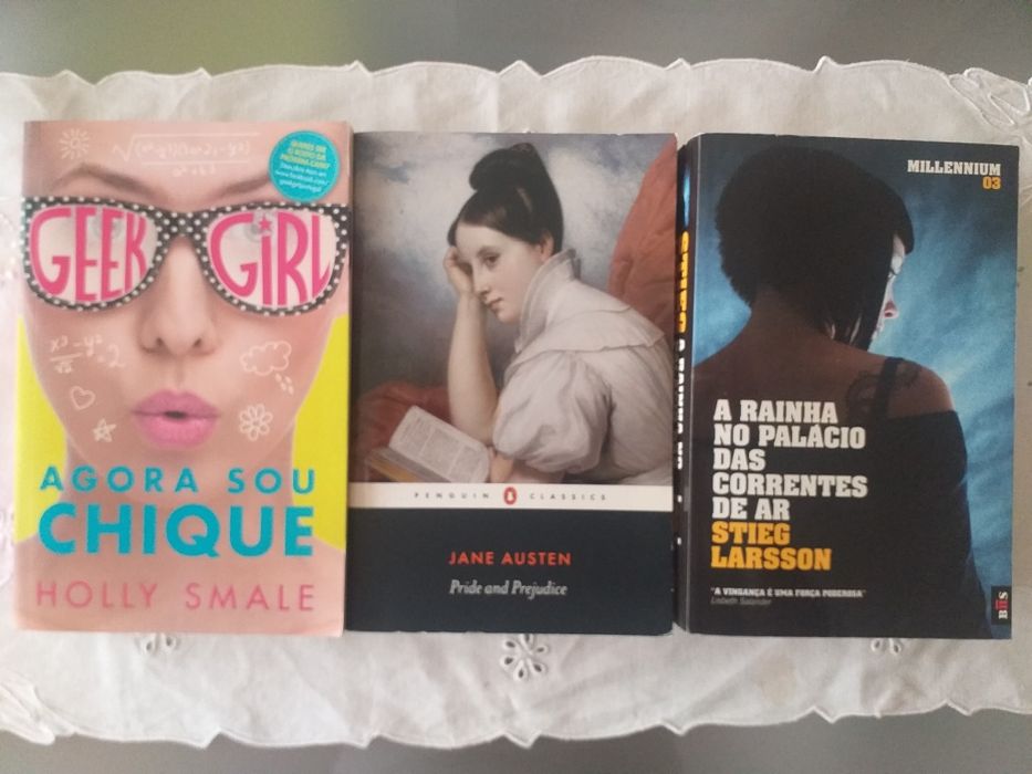 Livros HARRY POTTER *Stieg Larsson* HOLLY Smal.*Jane AUSTEN