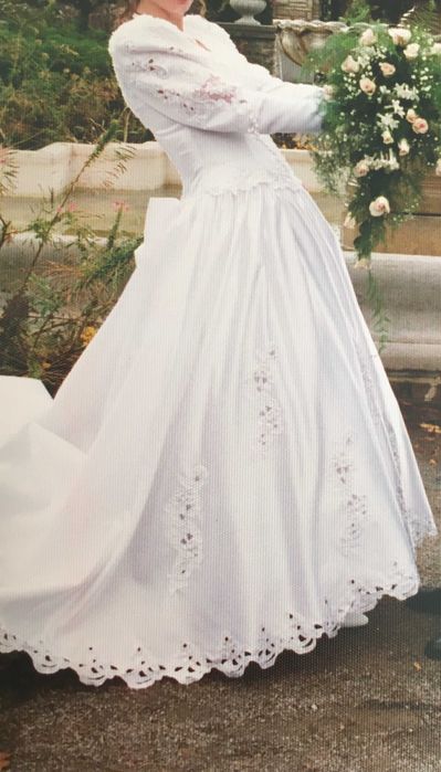 Suknia Slubna (L)