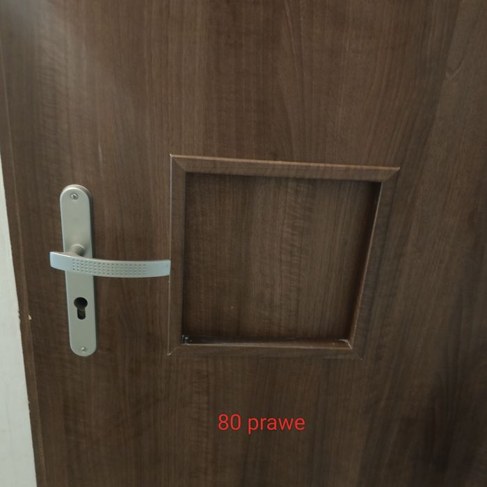 Drzwi wew.  70 (80zl)
