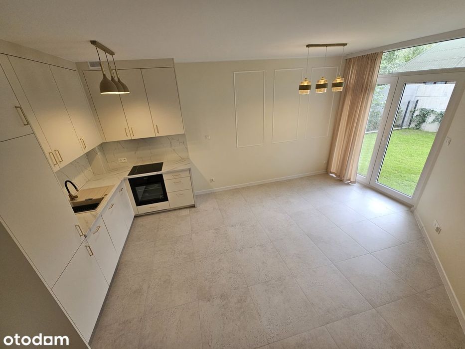 Dom wolnostojący 42,75m2 w centrum Bojana