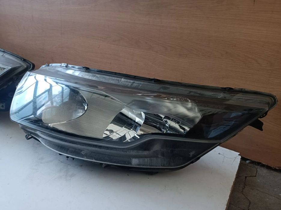iveco daily iv 14- lampy przednie prawa lewa 5801473749 5801473750