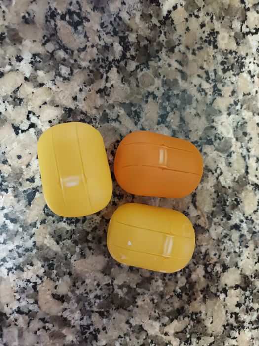 Lote 3 capsulas  ovos kinder