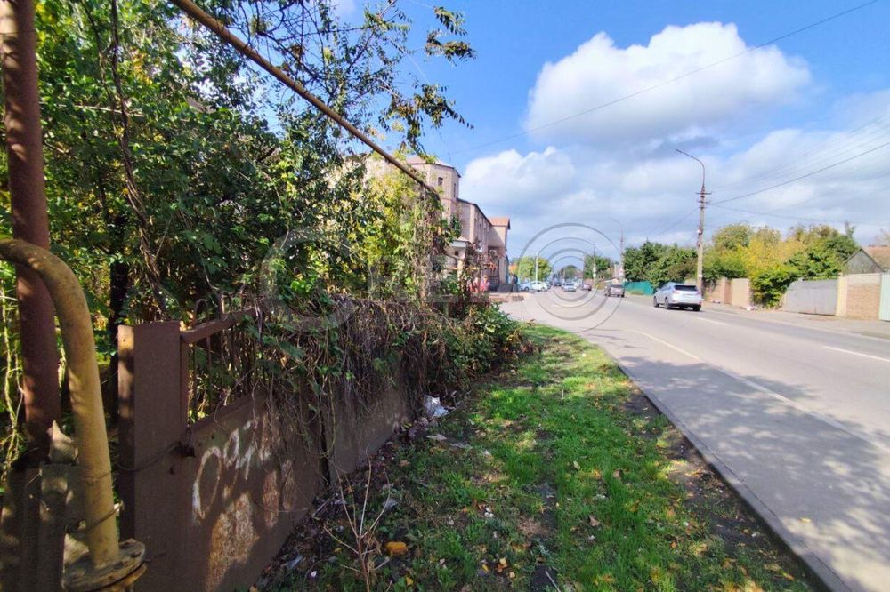 Продаж земельної ділянки в центрі, вул.Кобилянського,130