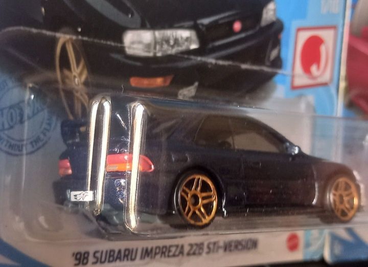 Subaru impreza 22b sti-version hot wheels