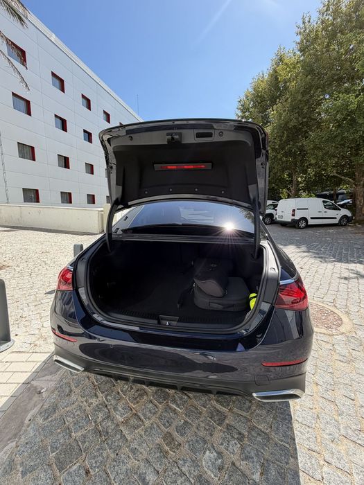 Mercedes-Benz E 300521691666895360003