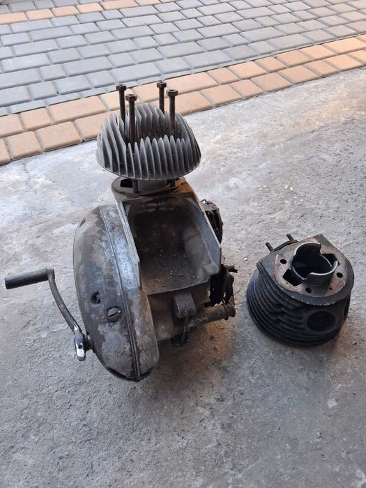 Ява 250 двигун (не колотий 0 Рем)