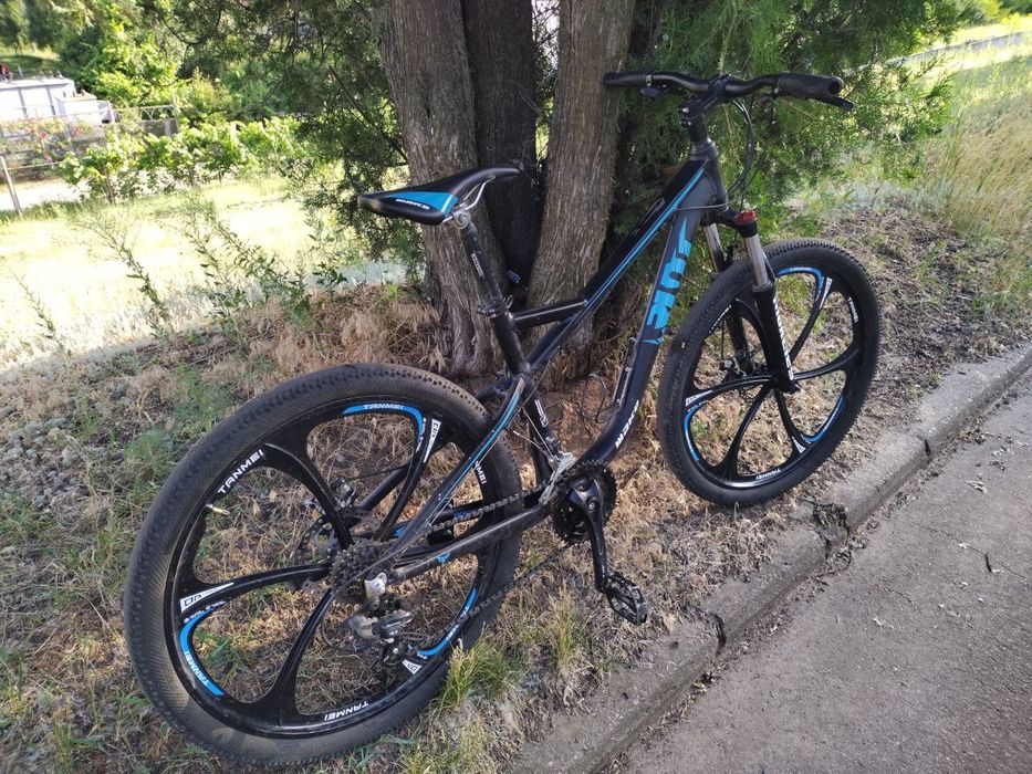 Велосипед riot на литых дисках