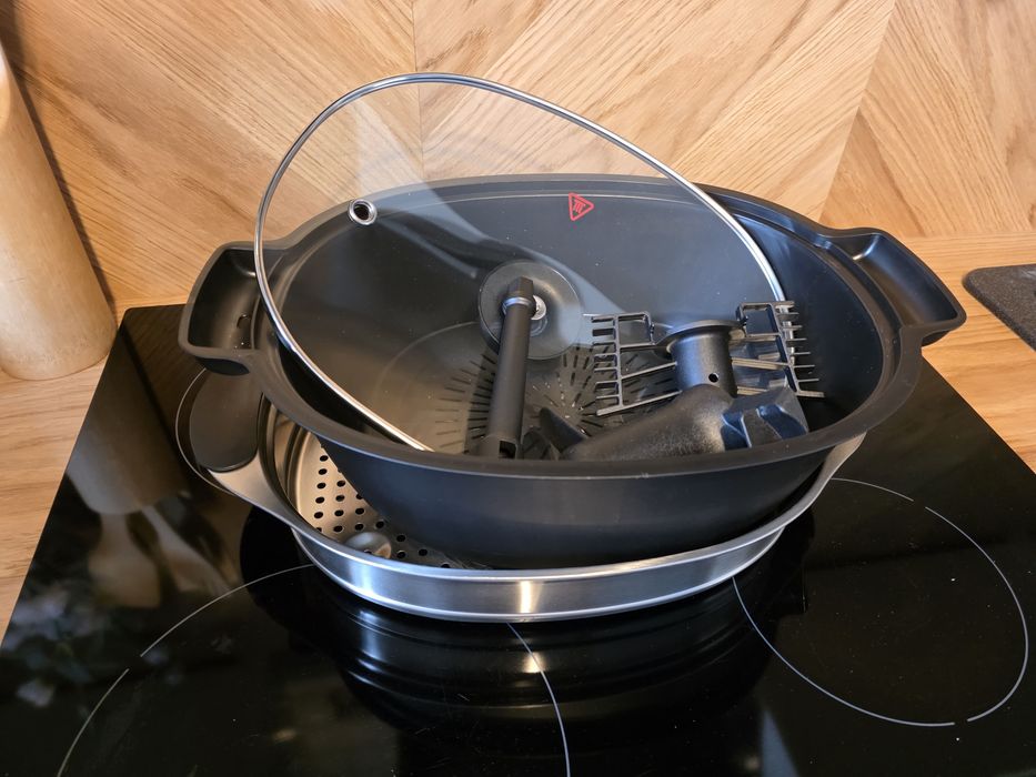 Robot wielofunkcyjny SAM COOK PSC-11 (WiFi) 1400W
Sprzedam robot
